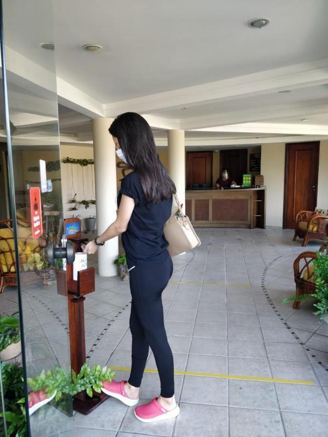 Divi-divi Hotel 3*